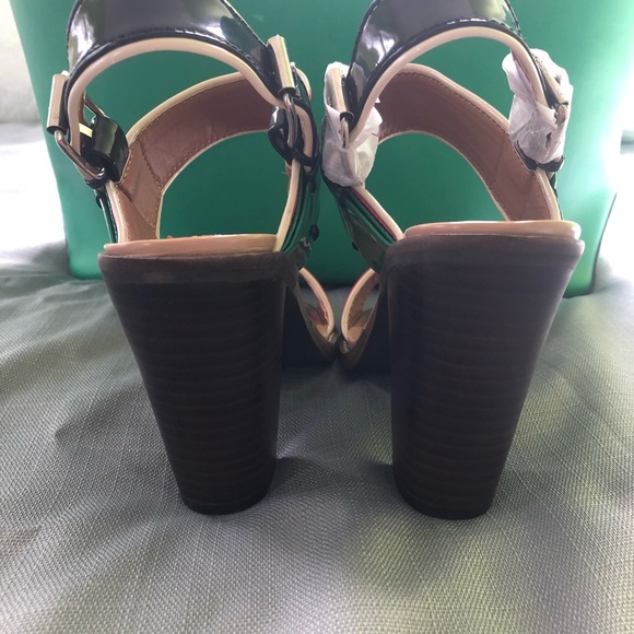 Two Lips Too Hybrid - Picture 4 of 6